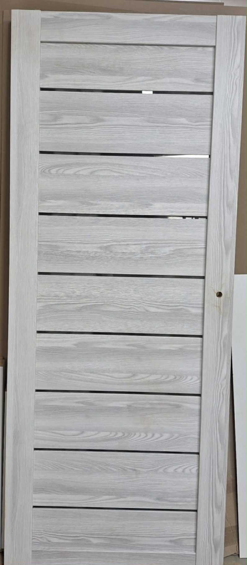 Linija 29_1 baltas medis arba skandi clasik